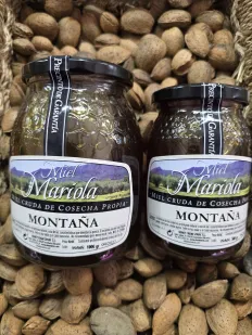 Miel cruda filtrada montaña